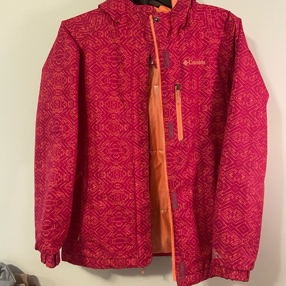 COMLUMBIA HOODED WINTER COAT - YOUTH LARGE